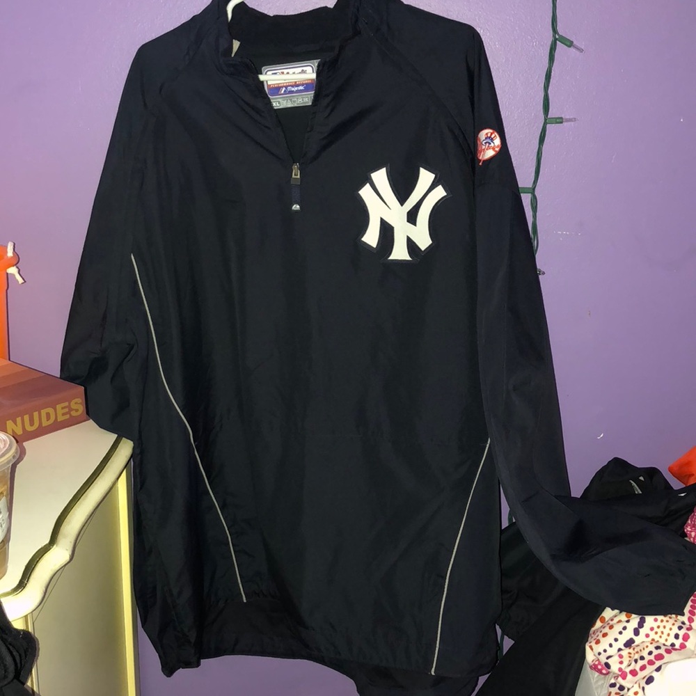 Yankee Windbreaker